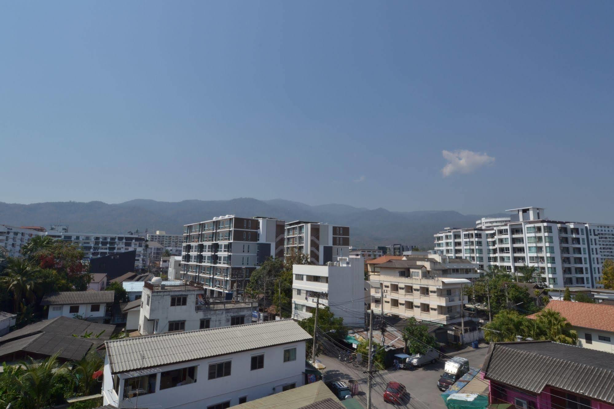 Isleep Guesthouse Chiang Mai Eksteriør billede