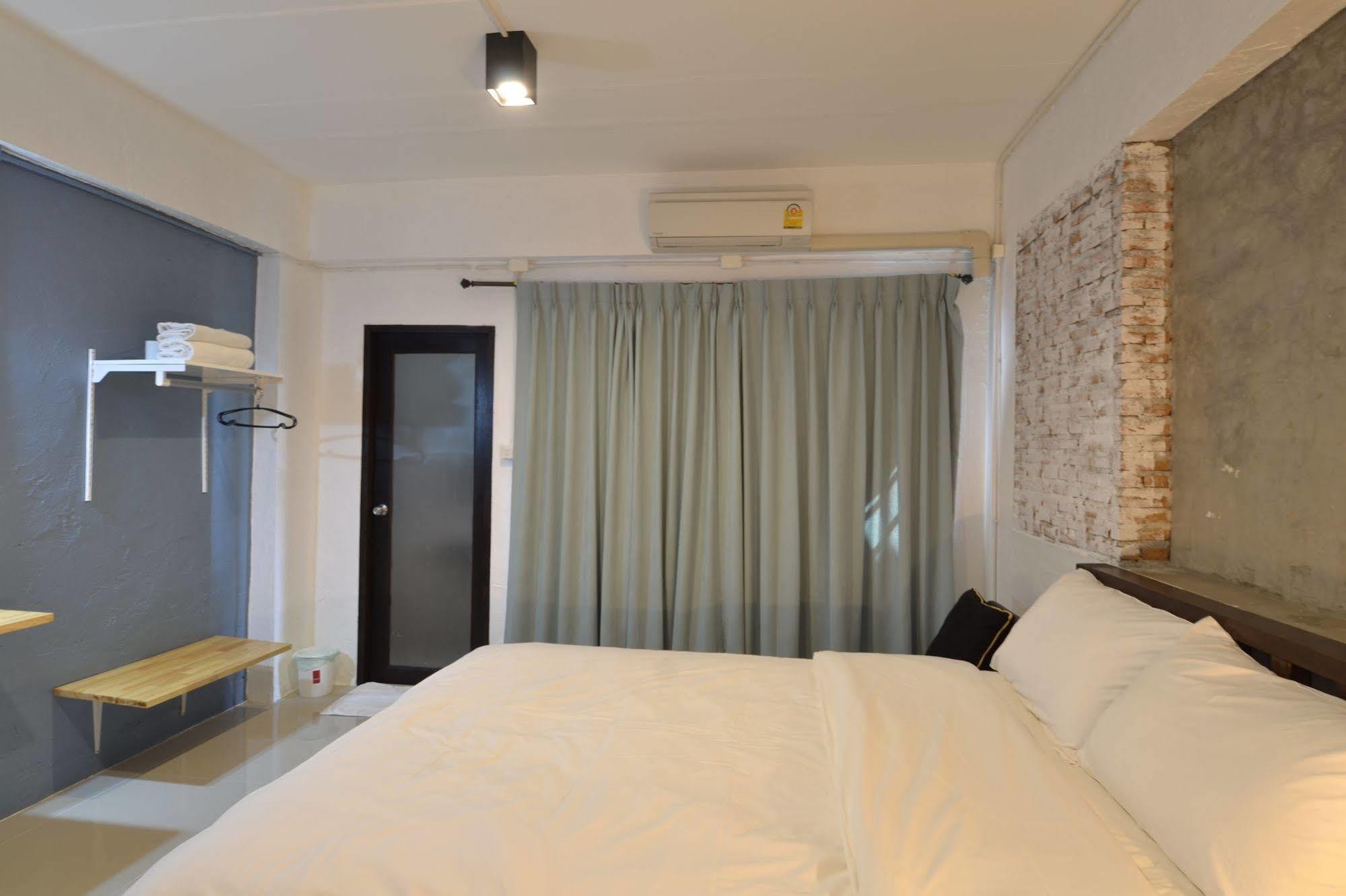 Isleep Guesthouse Chiang Mai Eksteriør billede
